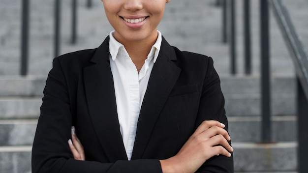 Free photo business woman smiling close up