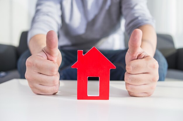 
Home Warranty vs. Home Insurance: A Complete Guide