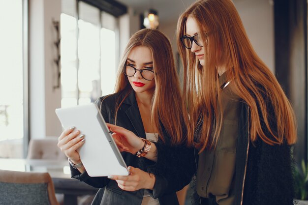 Businesswomen in a cafe