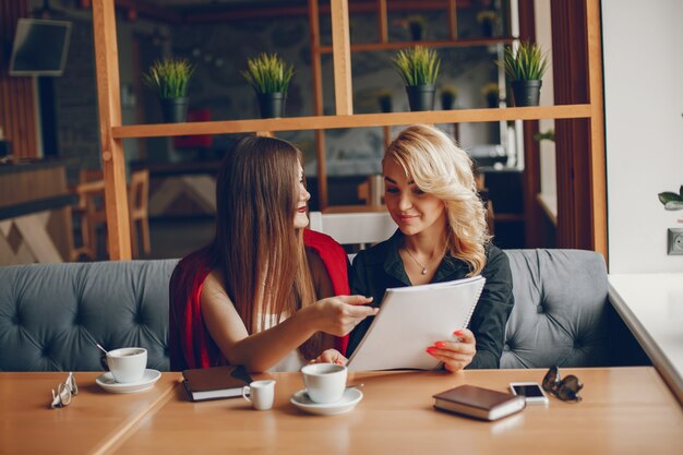 businesswomen in a caffe