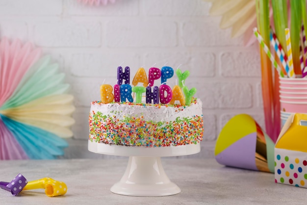 Free photo cake and party ornaments