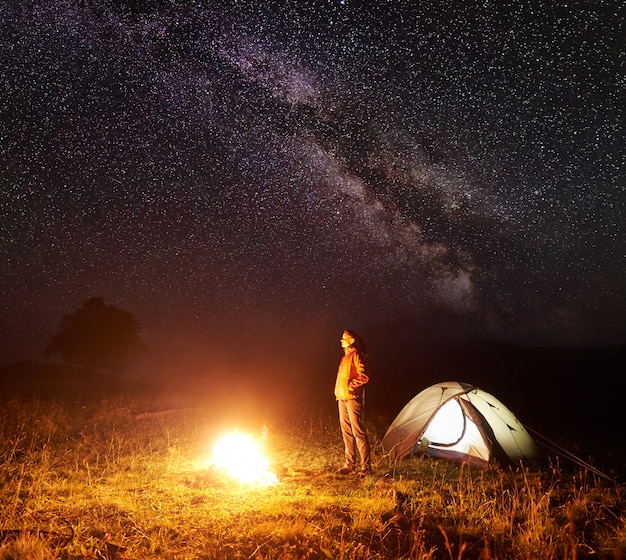 Premium Photo | Camping in mountains.