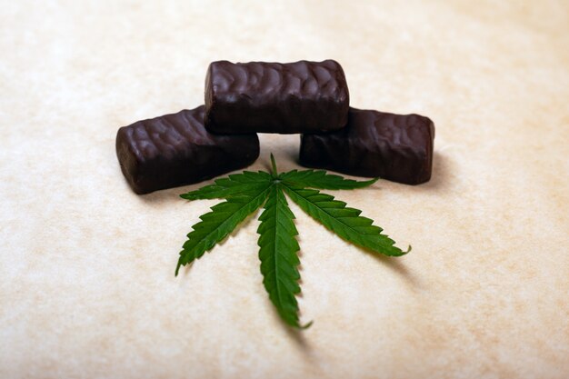 Thc 大麻お菓子のクッキー プレミアム写真 Thc 大麻お菓子のクッキー プレミアム写真