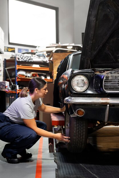 ワークショップでお世話になっている車