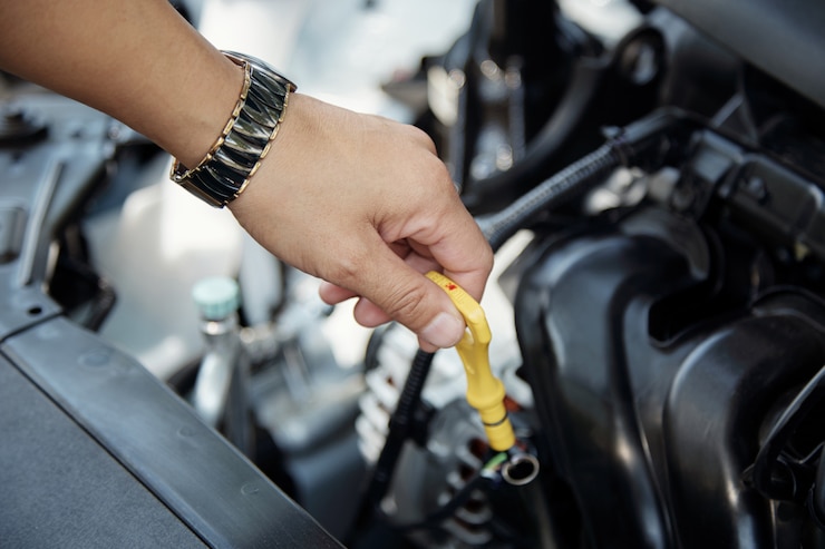 Free Photo car maintenance