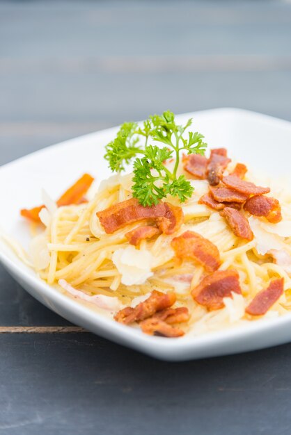 Free photo carbonara