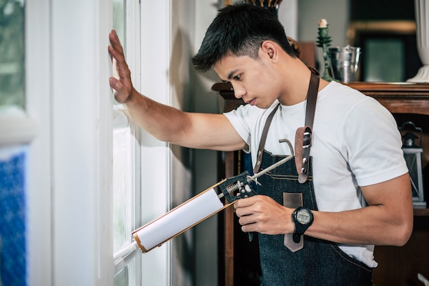 Glass Mirror Repair