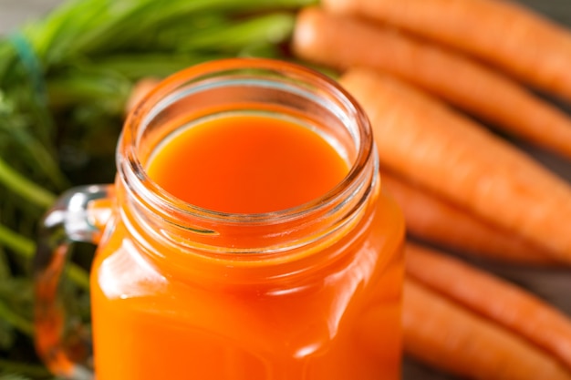 Free photo carrot smoothie close up