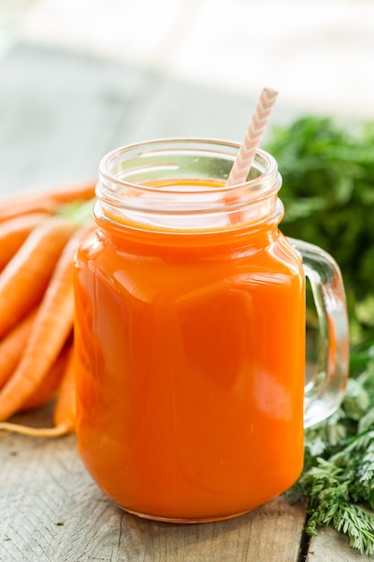 Free photo carrot smoothie