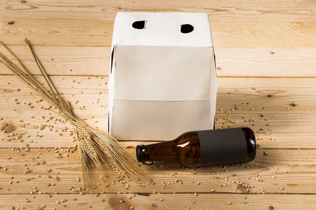 カートンボックス;ビール瓶、木製の小麦の耳