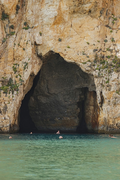 Пещера в море