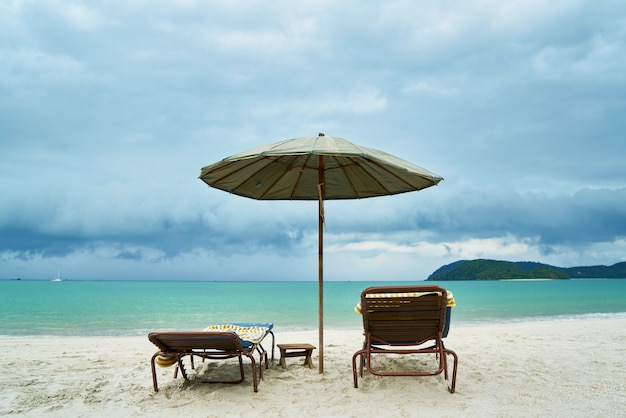 의자 빈 해변 경관 유명한 장소