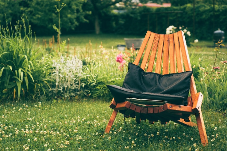 Free Photo chair outside
