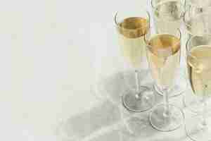 Free photo champagne glasses