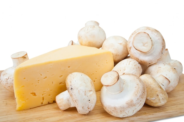 치즈와 샴 피뇽 버섯