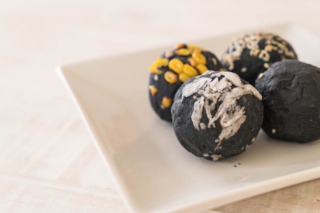 Free photo charcoal potato ball