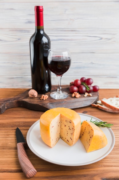 Free photo cheese appetizer