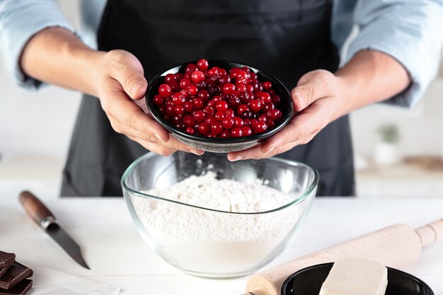 Chef preparing pie