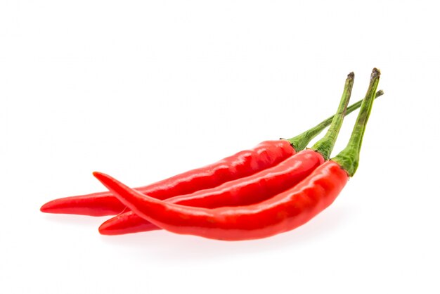 Chilli, изолированных на белом