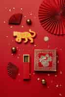 Бесплатное фото Китайский новый год натюрморт празднования тигра
