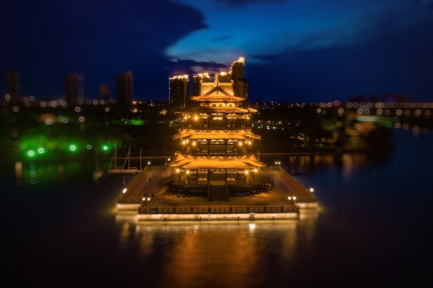 中国の公園の夜