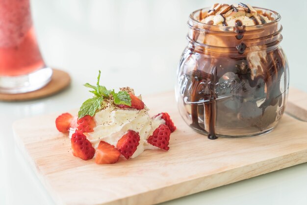 chocolate brownies with vanilla ice-cream