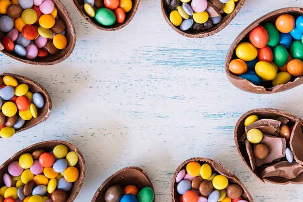 Chocolate eggs lying in circle