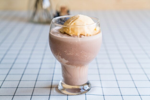 chocolate frappe with vanilla ice-cream