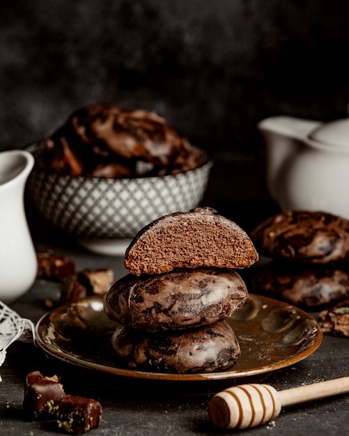 Chocolate and honey gingerbread cookies in a plate