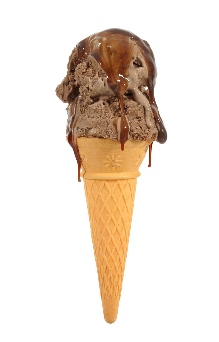 Free Photo chocolate ice cream cone