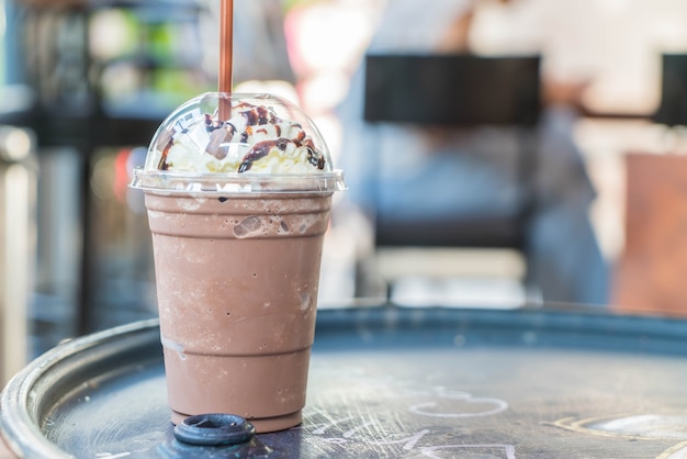 Foto gratuita smoothie di cioccolato