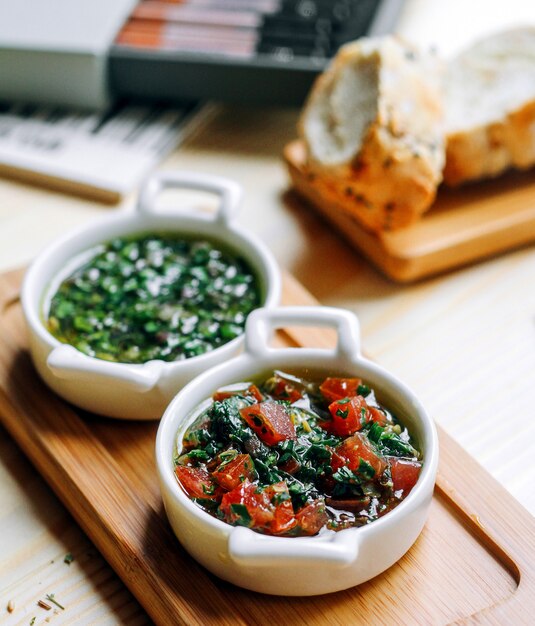 Chopped vegetables and herbs with bread