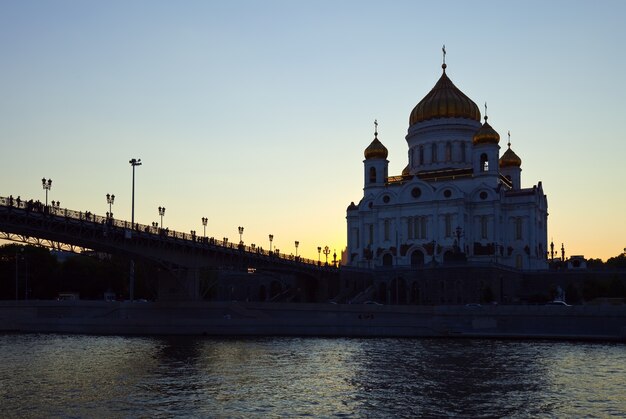 Храм Христа Спасителя в закате