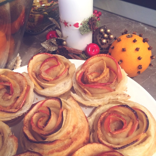 Free photo christmas apple dessert