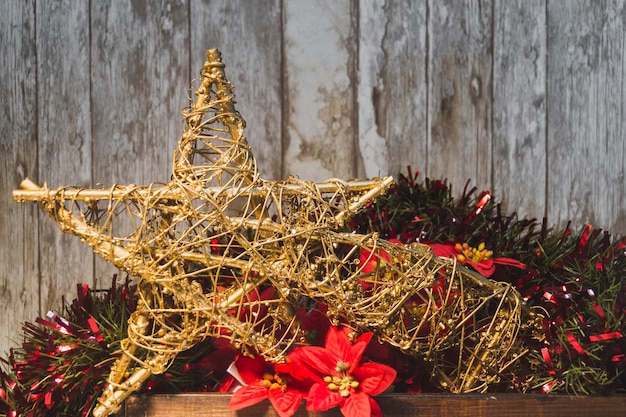 星の装飾とクリスマスの背景