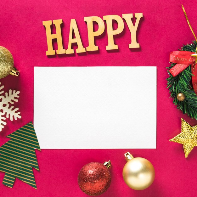 Foto gratuita composizione di natale con carta e lettere