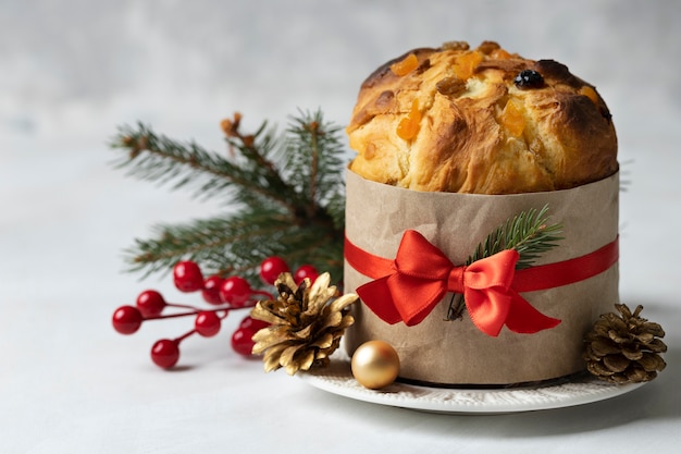 Foto gratuita panettone natalizio