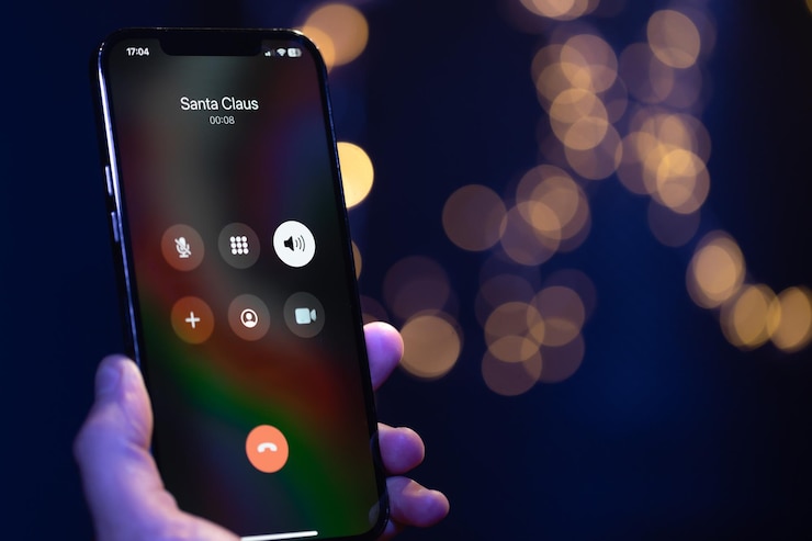 Free Photo christmas incoming call screen from santa claus