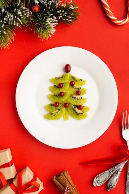 Free photo christmas tree made with different ingredients