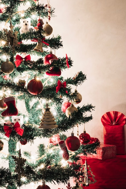 Christmas tree and presents