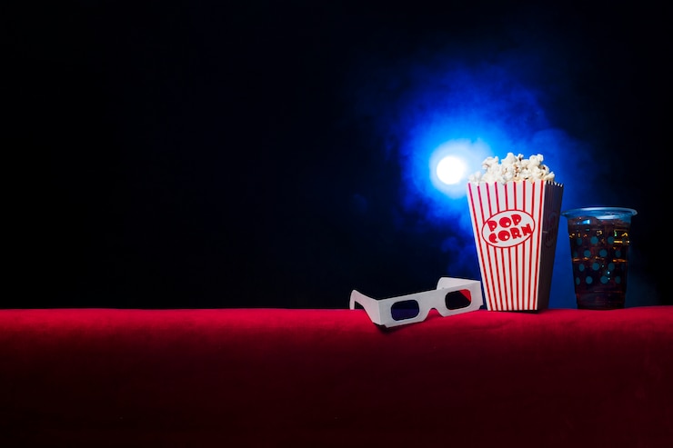 Free Photo cinema with popcorn box