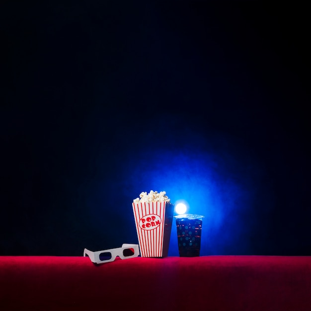 Free photo cinema with popcorn box