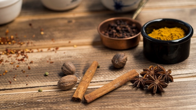 Free photo cinnamon and anise near spices