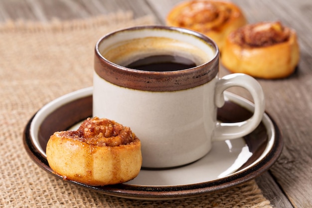 Cinnamon rolls with coffee