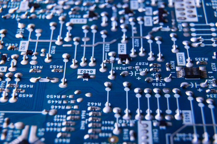 Free Photo circuit board close-up with different components