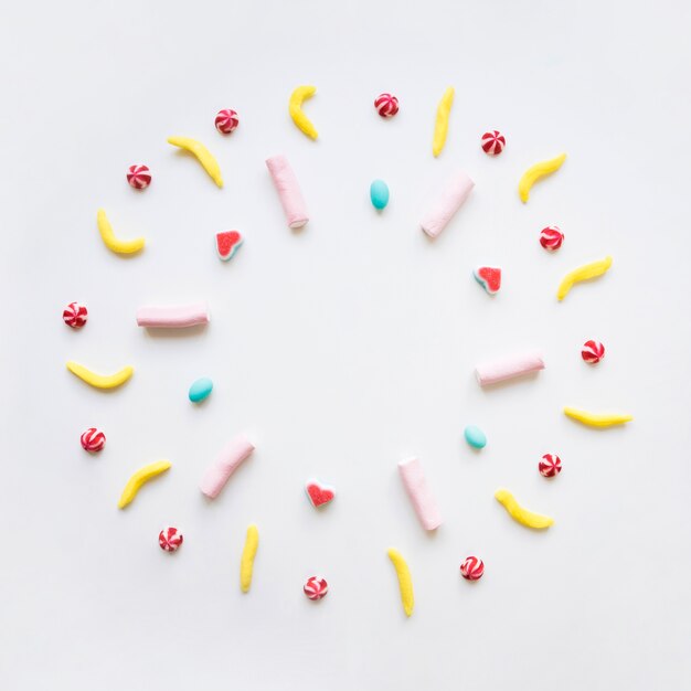 Circular candy composition