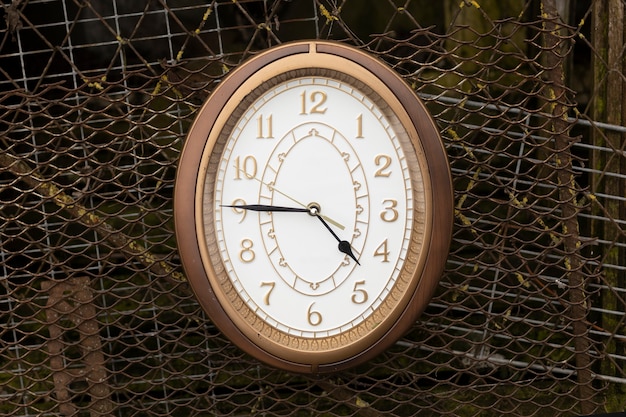 Free photo circular clock outdoors still life