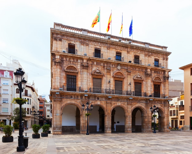 Free photo city hall in  town square. castellon de la plana