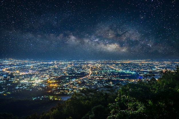夜 写真 245 000 高画質の無料ストックフォト