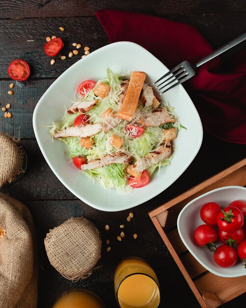 Classic caesar salad with crispy crackers